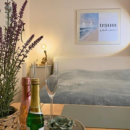 Duhnentraum Bestlage Am Sandstrand, Balkon,Meerblick, Parkplatz, Aufzug, Wlan, Bettwaesche,Handtuecher,Netflix Uvm Cuxhaven Eksteriør bilde