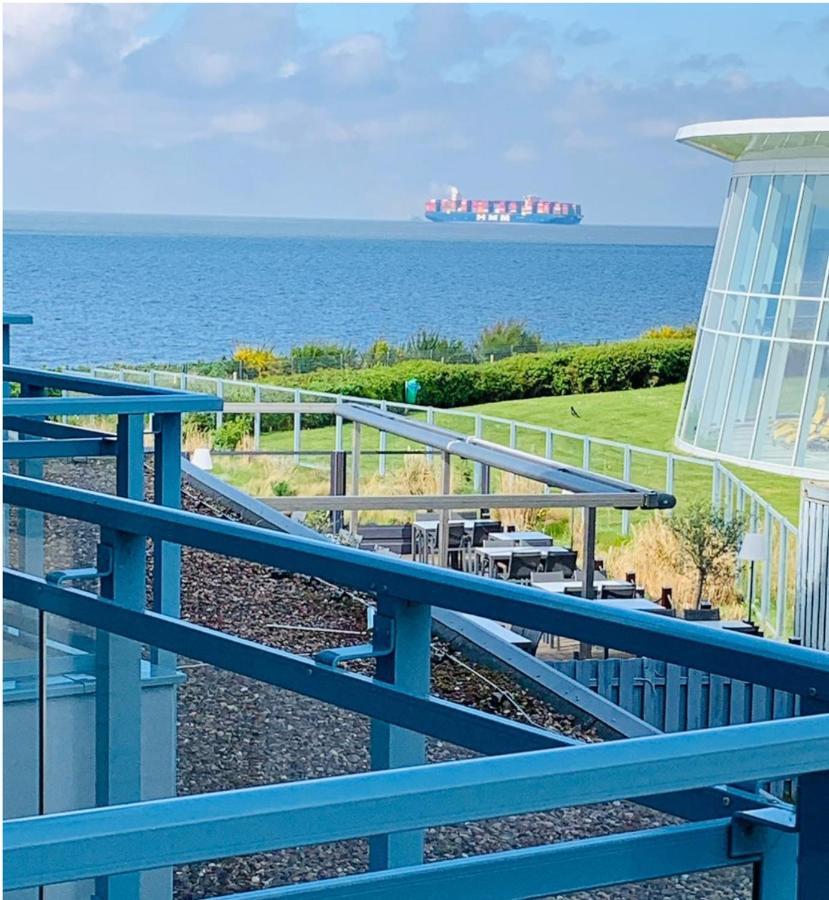 Duhnentraum Bestlage Am Sandstrand, Balkon,Meerblick, Parkplatz, Aufzug, Wlan, Bettwaesche,Handtuecher,Netflix Uvm Cuxhaven Eksteriør bilde